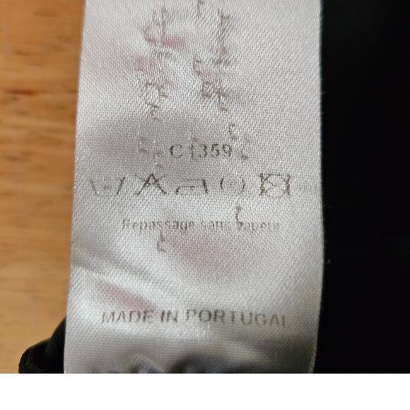 Marithe Francois Girbaud Black Button Front Blouse Pockets Gathering Sz 8 EUC - Picture 8 of 8